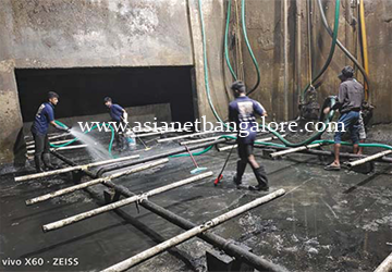 sewage tank cleaning