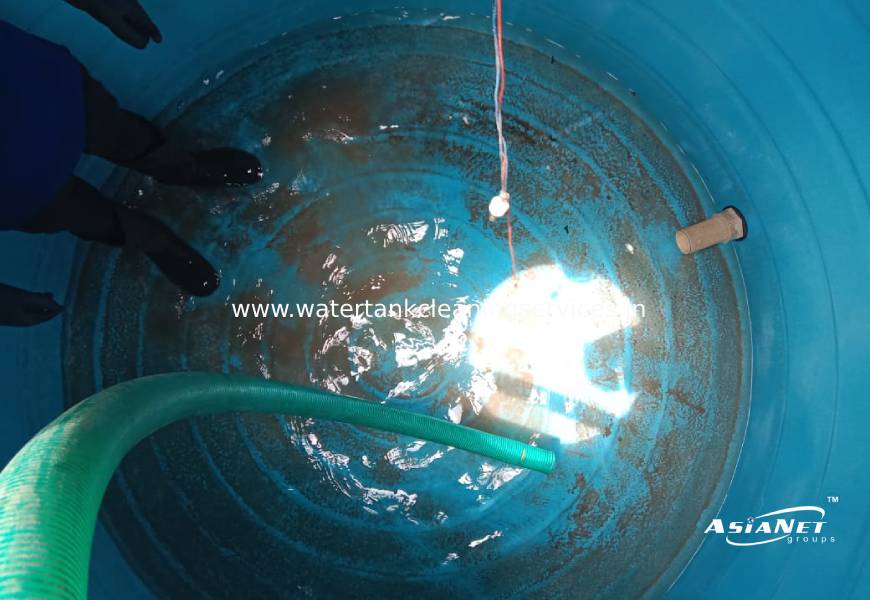 Sintex Tank Befor Cleaning